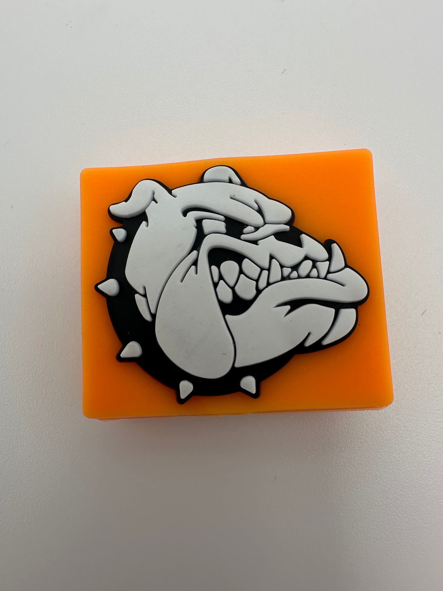 Bulldog focal bead