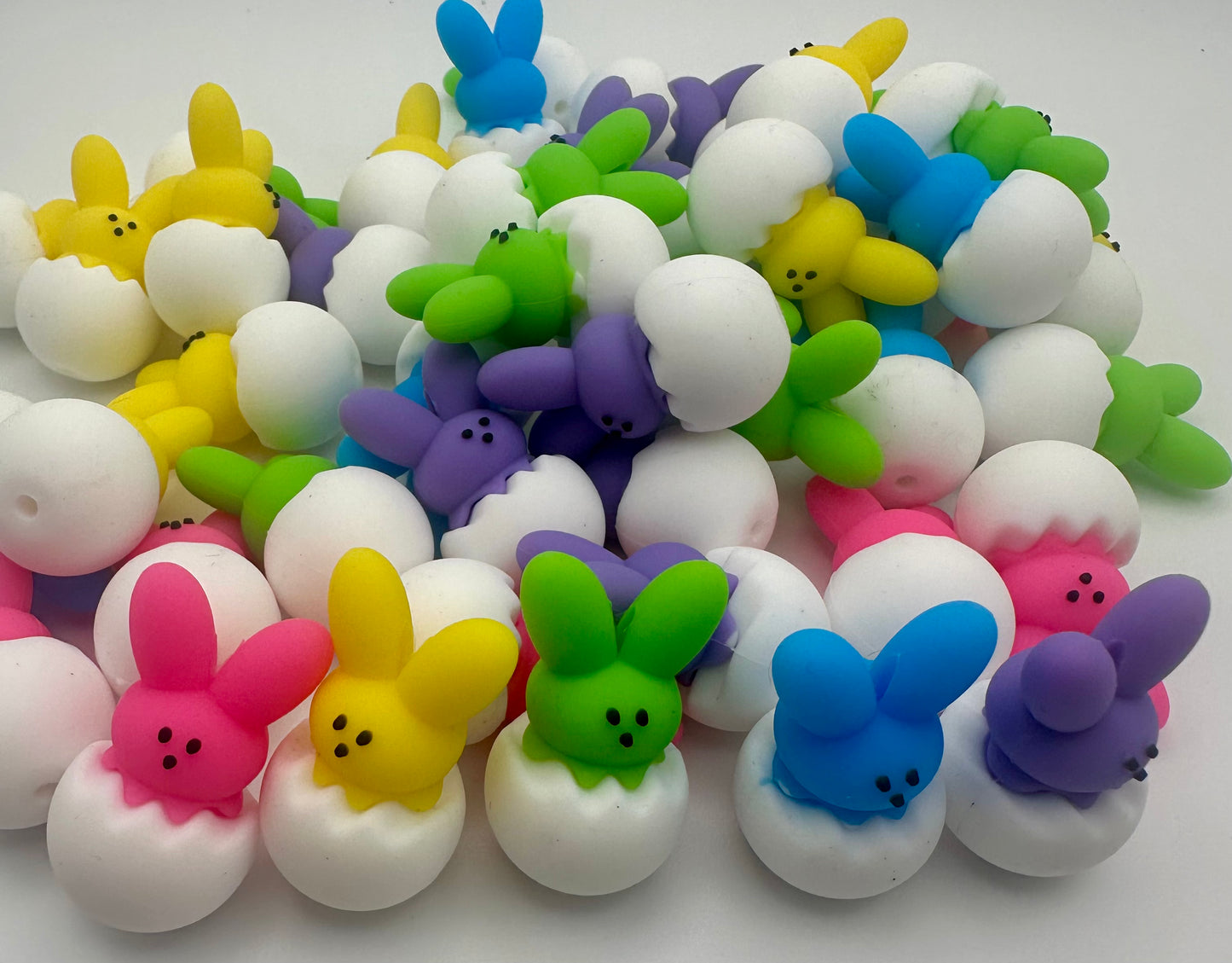 Easter bunny silicone focal bead