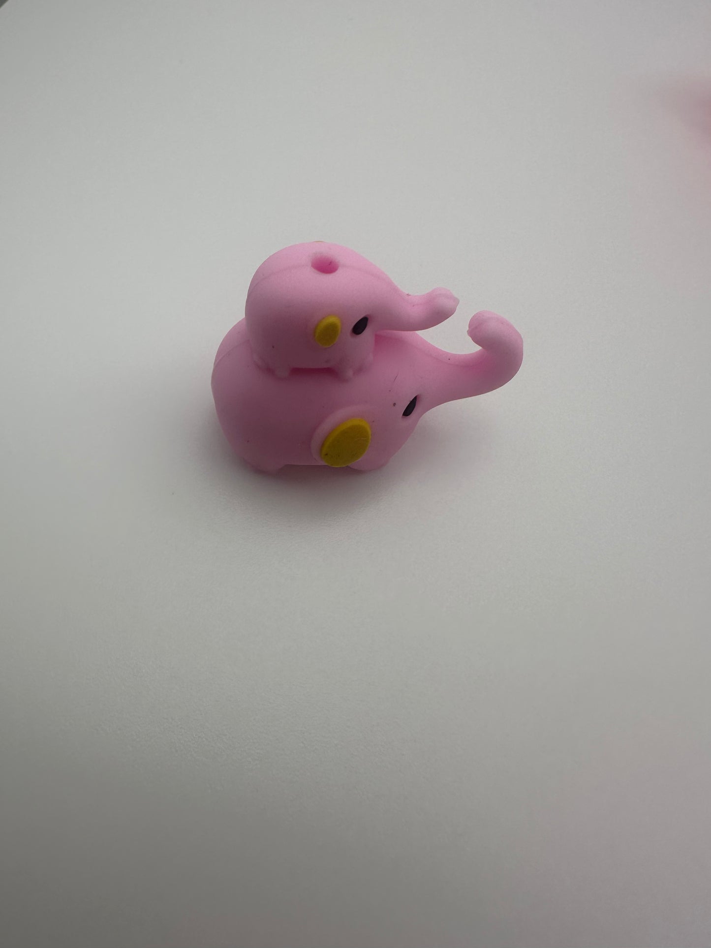 3d elephant and parent focal bead