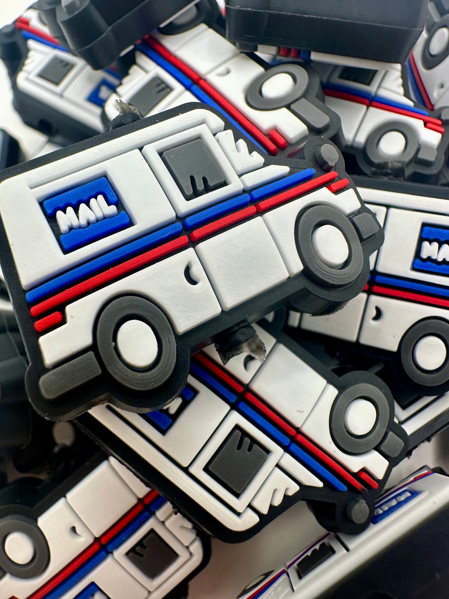 mail truck focal bead