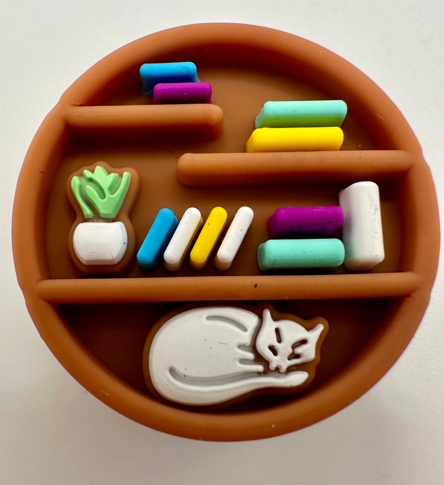 3d Cat on a shelf focal bead