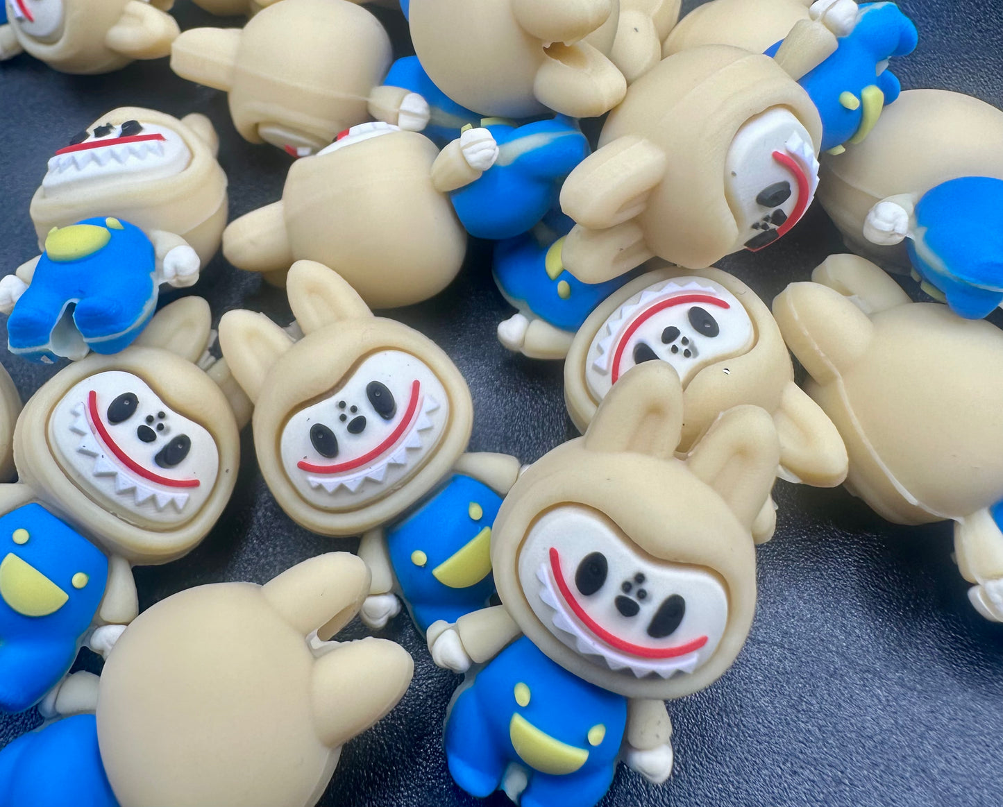 Little monster 3d silicone focal bead