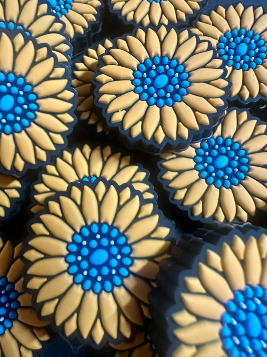 Sunflower with turquoise focal bead