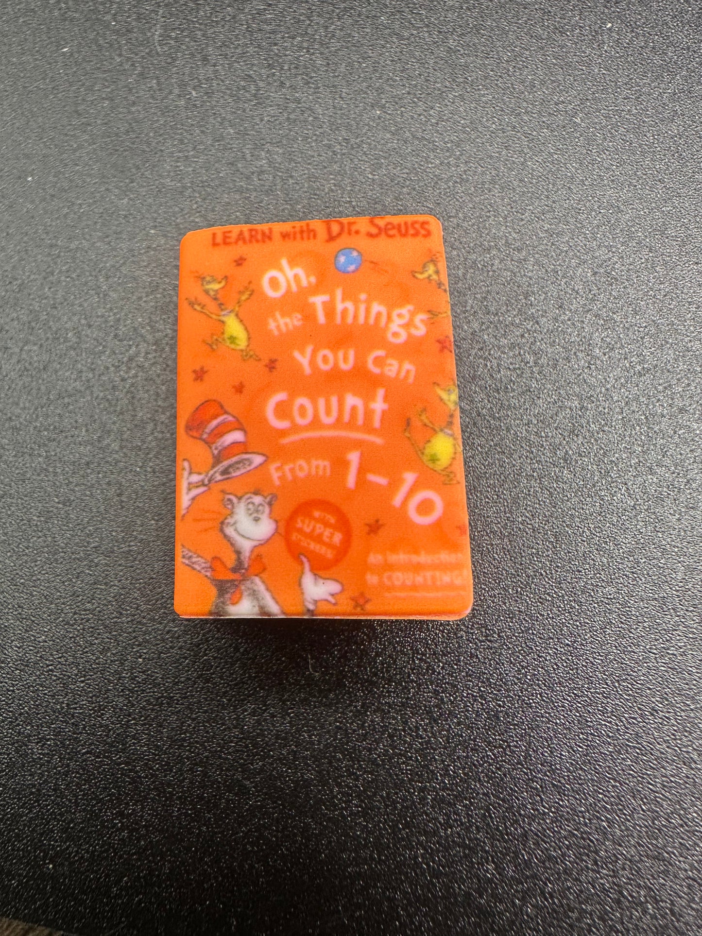 Silicone book focal bead