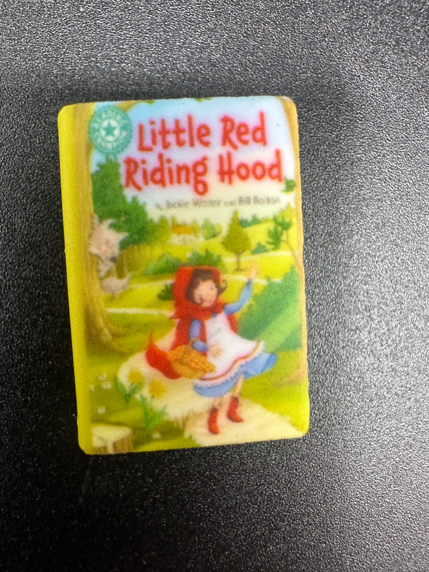 Silicone book focal bead